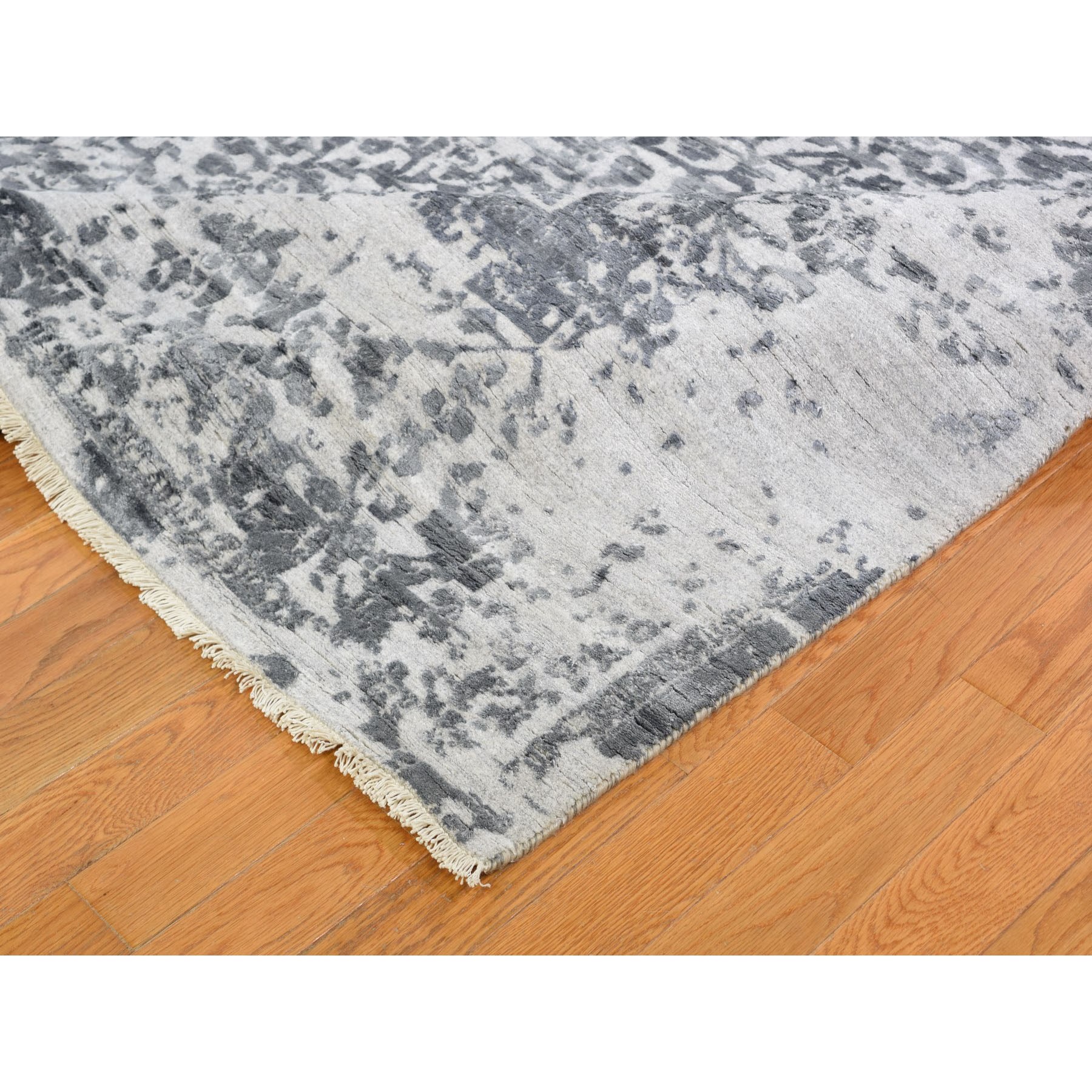 10'x10' Square SilverDark Gray Erased Persian Design Wool and Pure Silk Hand Knotted Oriental